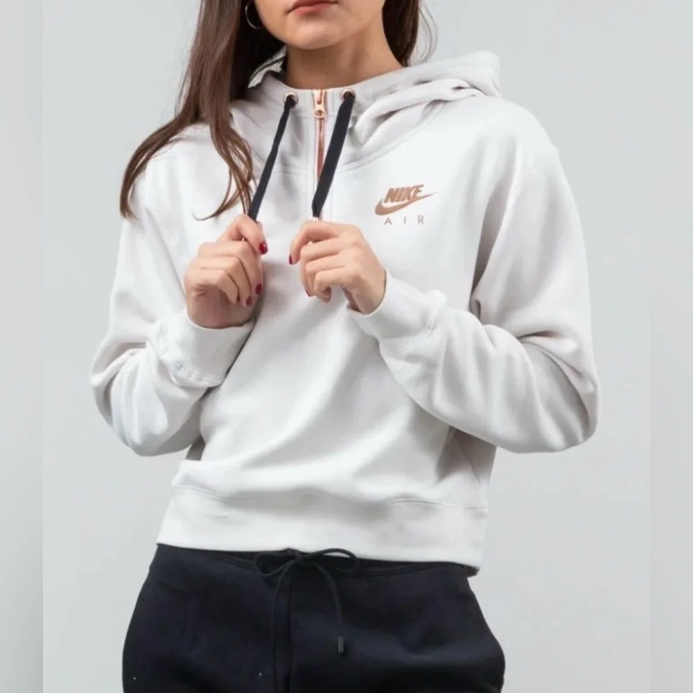 Nike Cream Relaxed Fit Hoodie Sweatshirt